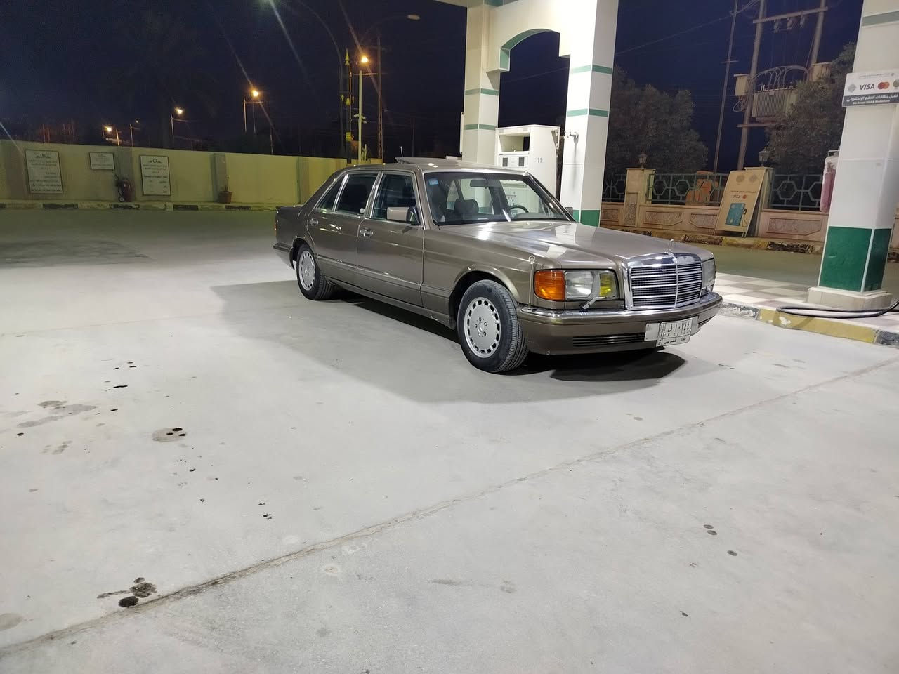 السلام عليكم مرسيدس موديل 91 300 سلايد شغال تبريد شغال مصبوغه جماليه بدون ضربه رقم بغداد مكينه بلادي قبق أسود داخل جلد كشن كهرباء السعر 70 وبيها مجال العنوان بابل كفل ***********
