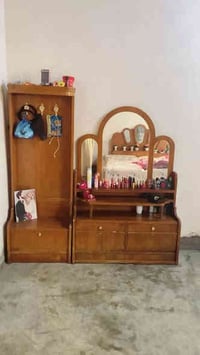 اسلام عليكم  غرفة خشاب للبيع  السعر 250الف وبيه مجال  الاتصال الرقم 07...