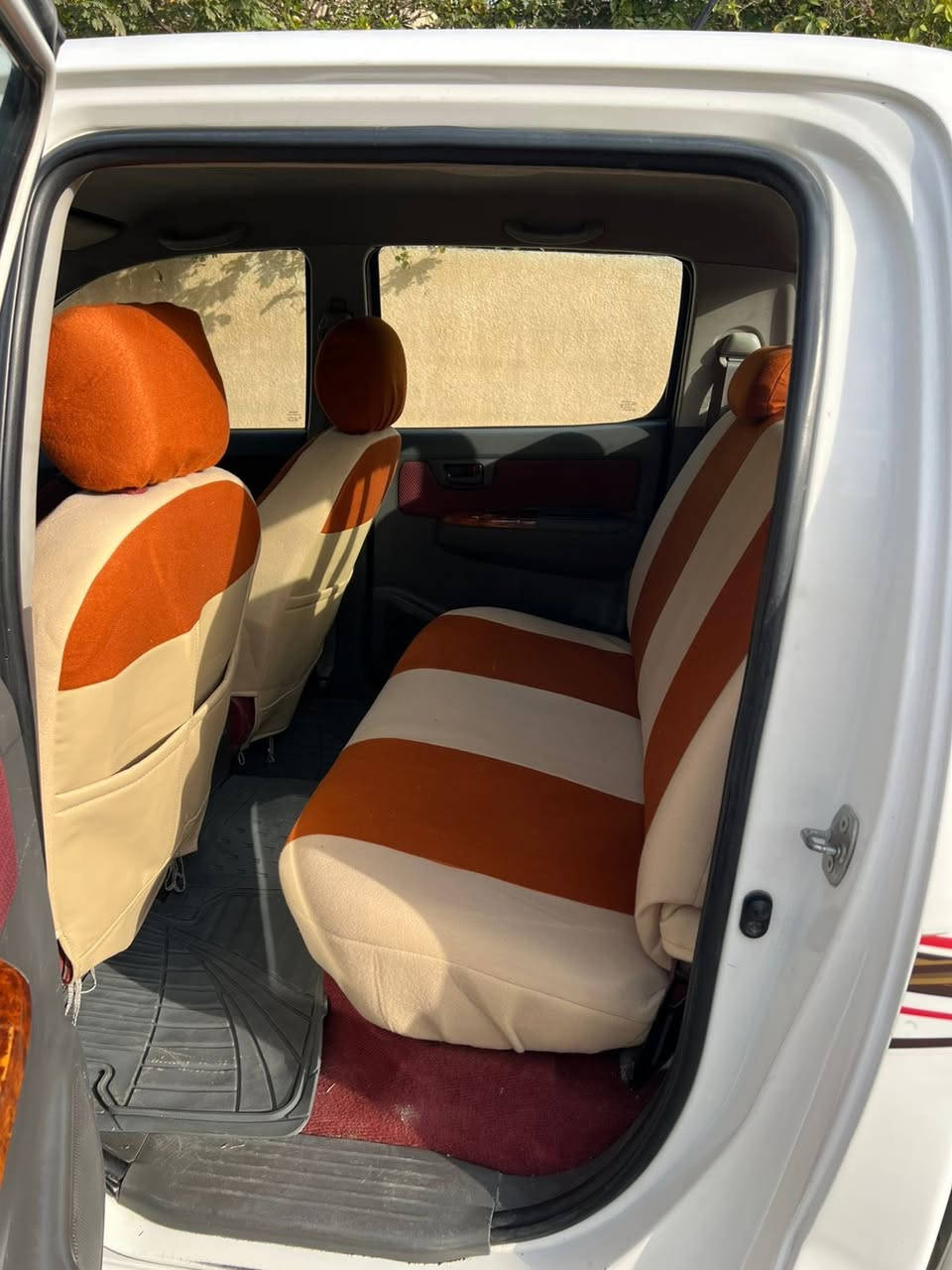 السلام علكيم بيكم هايلوكس موديل 2015
كويتي اوتوماتيك شاصي 19
سياره جاهزه من كلشي 
رقم واسط
اتصل وتعرف التفاصيل اكثر 
المكان سياره ديالى بعقوبه***********
