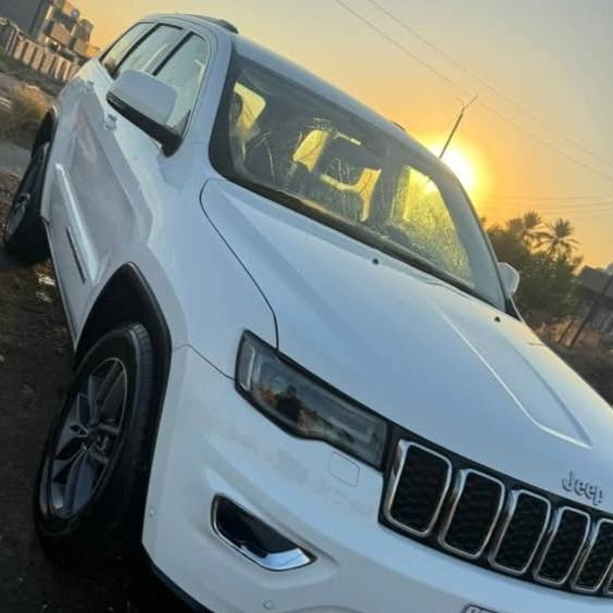 سلام عليكم
جيب مديل ٢٠١٧ وارد أمريكي رقم بغداد #

 انكليزي بسمي تحويل مباشر نضافه فول مكينه كير كفاله مكان حله مركز جوه سعرها ابيع ١٩٠$ سعرها سعر توسان.

سونارها منشور غير السونار اني تحمل مسوليه بي شي 

عدم المراسه تحياتي لجميع ***********
مكينه ٦ سلندر تخم تاير جديد بيها
