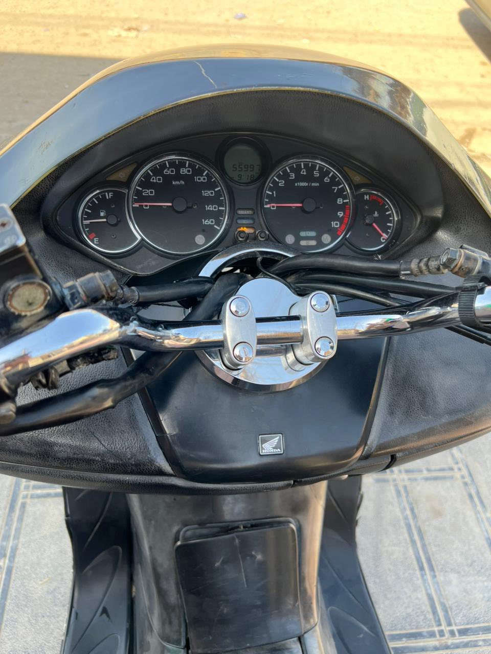 فورزه 08للبيع اشتريته وماعرفلهً ودراجه كلشي مابيه وما مفتوحه 600الف شراي تعال خاص


**إذا كنت صاحب هذا الإعلان وتريد حذفه لأي سبب، رجاءا أرسل رسالة إلى الدعم الفني**