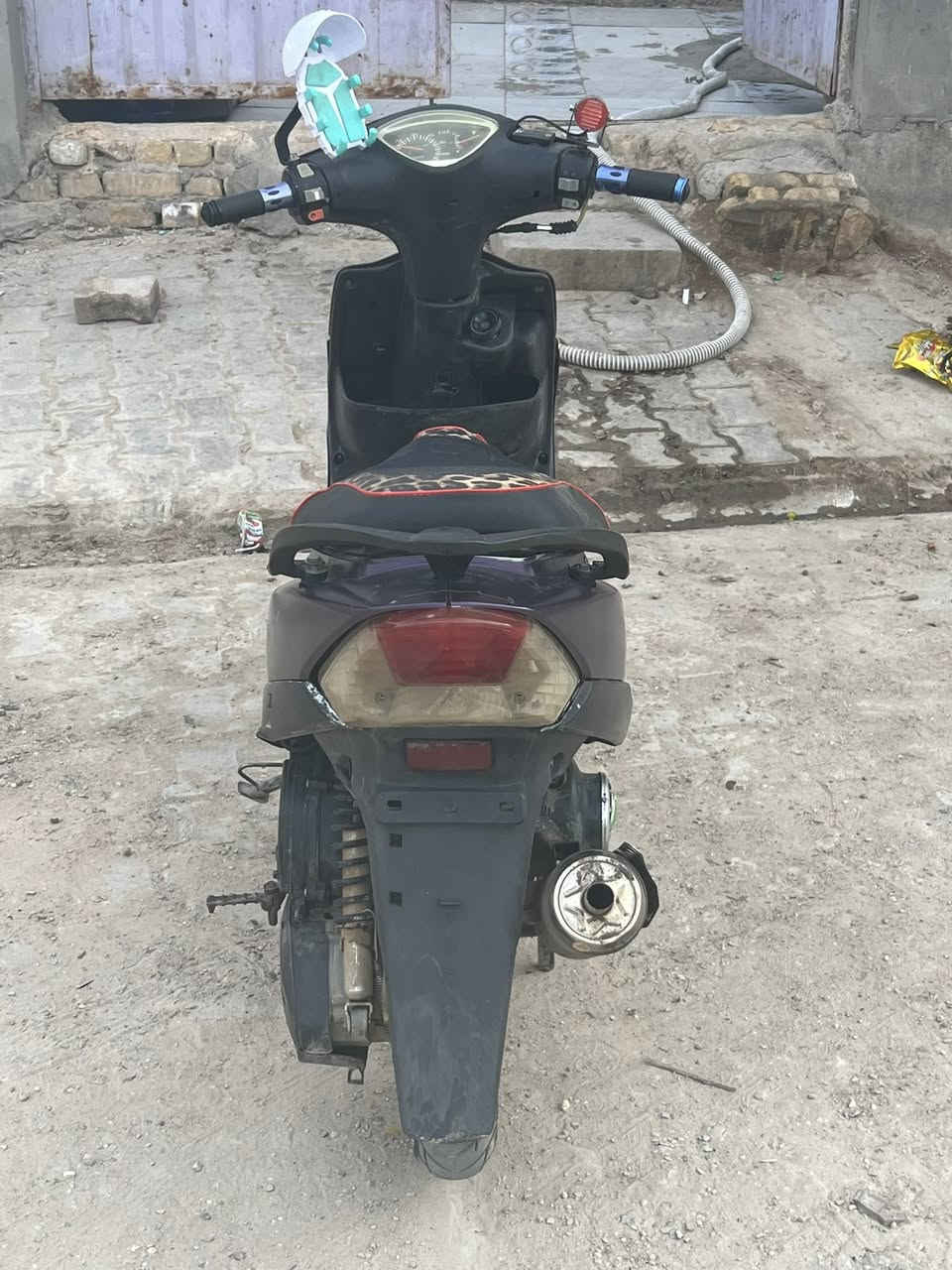 سلام عليكم دراجه ماكس عدله شلعه ومعدل فول كهربائيات كلها شغاله الدراجه نكره سلف400وبيها مجال


**إذا كنت صاحب هذا الإعلان وتريد حذفه لأي سبب، رجاءا أرسل رسالة إلى الدعم الفني**