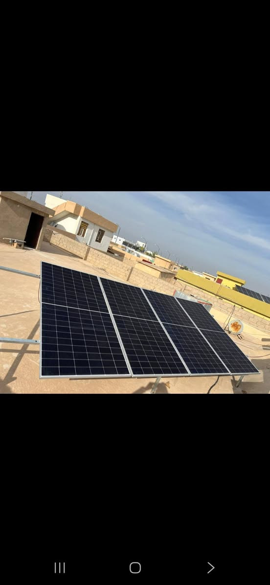 شارعت كوادرنا لتنفذ منضومة لهذا اليوم في محافظة صلاح الدين  تكريت الحجاج للمواطن ماهرعلي مجهد
تنصيب ألواح الطاقة الشمسية ليس عملًا ميكانيكيآ فقط
بل هو مهمة تعتمد على خبرة الكادر، دقة التنفيذ، وفهم حقيقي للمنظومة من حيث المواد الرصينة

الكادر المحترف هو من يضمن: الاستفادة القصوى من الطاقة، استقرار الأداء على المدى الطويل، تقليل الأعطال ورفع كفاءة الاستثمار.

في شركة رياض المنيف واخوانه لحلول الطاقة الشمسية   نؤمن أن قوة أي منظومة تبدأ من الأيادي التي تنفّذها، ولهذا نعتمد على كادر متخصص يعمل وفق معايير مدروسة في كل مرحلة من مراحل التنصيب.

لأن الطاقة النظيفة لا تتحقق بالصدفة…
بل تُبنى بخبرة بشرية حقيقية.

للاستفسار والتواصل المديرالتنفيذي أستاذ رياض
📞 ***********
      ***********
https://www.facebook.com/share/17jWrTtY8z/
في حالة وجود خلل اتصل واتساب وستحل مشكلتك على يد مهندس الكهرباء أستاذ خلف***********
المهندس الفني  ومدير المبيعات مهندس عبدالله المنيف الجبوري 
***********
فرعنا الثاني محافظة صلاح الدين قضاء بيجي منطقة البعيجي بأدارة استاذ وعد
***********
***********
فرعناالثالث ناحية القيارة دورالقاعدة الشارع العام مجمع الصالح التجاري
بأدارة محمد الصالح
***********

#شركة رياض المنيف واخوانه لحلول الطاقة المتجددة
