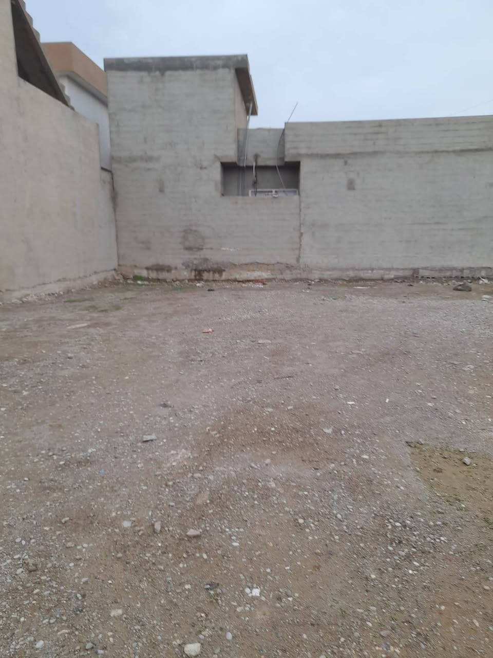 يعلن مكتب ابو يحيى لتجارة العقارات في محافظه كركوك قضاء الدبس  عن بيع  قطعة أرض سكنيه قريبه على الشارع العام في المعسكر   مساحتها ٢٧٠ متر خدمات تبليط   ماء وكهرباء  السعر على الخاص  والسعر مناسب  ورخيص جدا  وبي مجال  كما موضح بالصور أدناه 👇👇👇👇👇 للتواصل عبر الأرقام التاليه

*********** يحيى الحمداني ابو عبدالله

*********** ابو يحيى

*********** يحيى الحمداني ابو عبدالله
   ( التوفيق من الله و للجميع) جميع الأرقام  واتس اب

ملاحظه
دوام المكتب من الساعة التاسعة صباحا لغاية الواحدة ليلا للتواصل على الأرقام المذكوره اعلاه ☝️☝️☝️☝️☝️☝️
