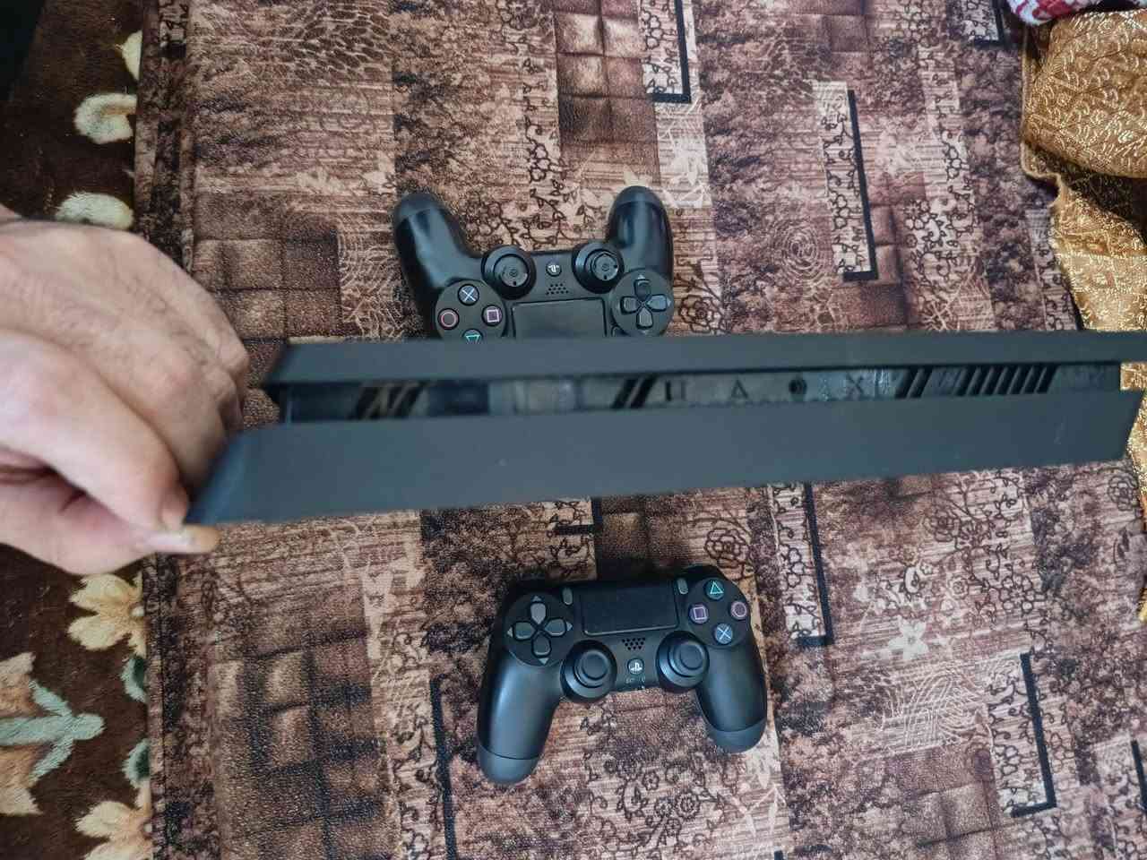 بلي فور سلم اونلاين نظيف كلش يدتين بي وبي قرص حرب وبي العاب بداخل الجهاز من ضمنهم بيس 2026 السعر 215


**إذا كنت صاحب هذا الإعلان وتريد حذفه لأي سبب، رجاءا أرسل رسالة إلى الدعم الفني**