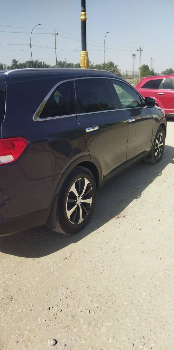 سورنتو ٢٠١٦ وارد كندي كفاله عامه  فول مواصفات ما عدة الفتحة  السعر ١٦٦ وبيها مجال ترهم مراوس العنوان ذي قار سوق الشيوخخ
***********
