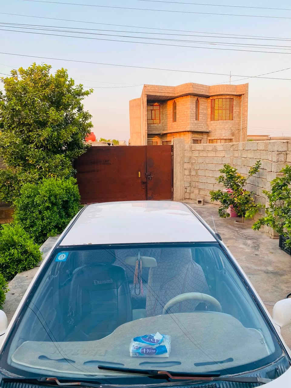 السلام عليكم  مكلف بالنشر 

بروتون ويرا  ماليزي ٢٠٠٥ اوتماتيك 
محرك ١٦٠٠
رقم الماني بغداد 
كهربائيات شغالة كلها 
تخم تاير جديد 
تبريد ثلج ❄️ 
شاشة 
سيارة حلوة تجي وتشوف بعينك 
سنوية صالحة لنهاية ٢٠٢٧
شرط تحويل ثاني يوم 
سعرها (45) وبيها مجال بسيط جداً 
مكان السيارة صلاح الدين بلد يثرب 
رقم صاحب السيارة ***********
