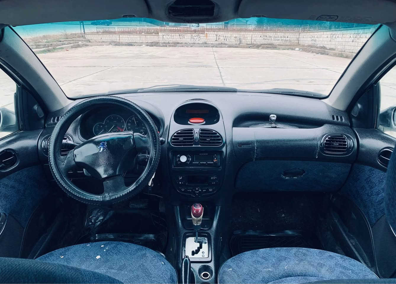 *********** موديل 2005 ئارم بلاستيك هةولير بةشةرتي ئارم ئةوةليات براوة نةبيت كير ئوتوماتيك كيرومكينة بةشةرت بيشو دواي توندو تولة كارةباي هةمو ئيش ئةكات تايةي تازةية دةعمو ليدراوي هيج نية سيارةيةكي زور ريكو بيكة سعر ٢٧ معاملة لة سليمانيم *********** السليمانية, العراق
