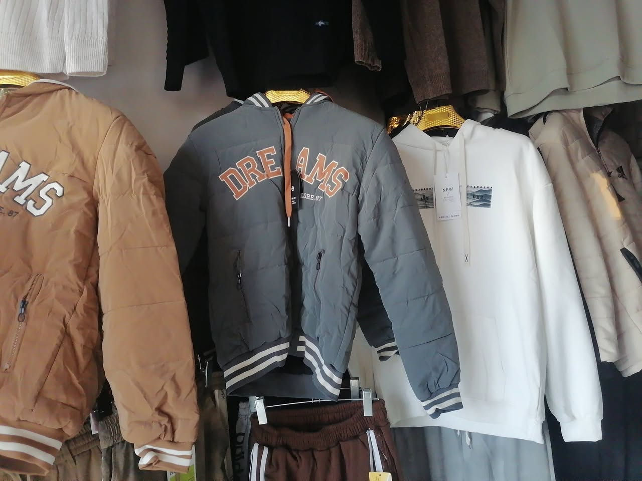 قمصله فروه
  جيوب سحاب
كبوس 
السعر 15 الف فقط قطع اخيره  قياسات اللوان مختلف ♥️ ازياء الجمعية
العنوان الزبيديه الجمعية قرب اسوق جذع النخلة
قميص ابيض
السعر 10 بس✅


**إذا كنت صاحب هذا الإعلان وتريد حذفه لأي سبب، رجاءا أرسل رسالة إلى الدعم الفني**