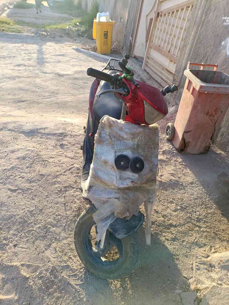 دراجه صيني للبيع محتاجه تجفيت 
*********** 

مكانه الفتاحيه

الخاص مفتوح
