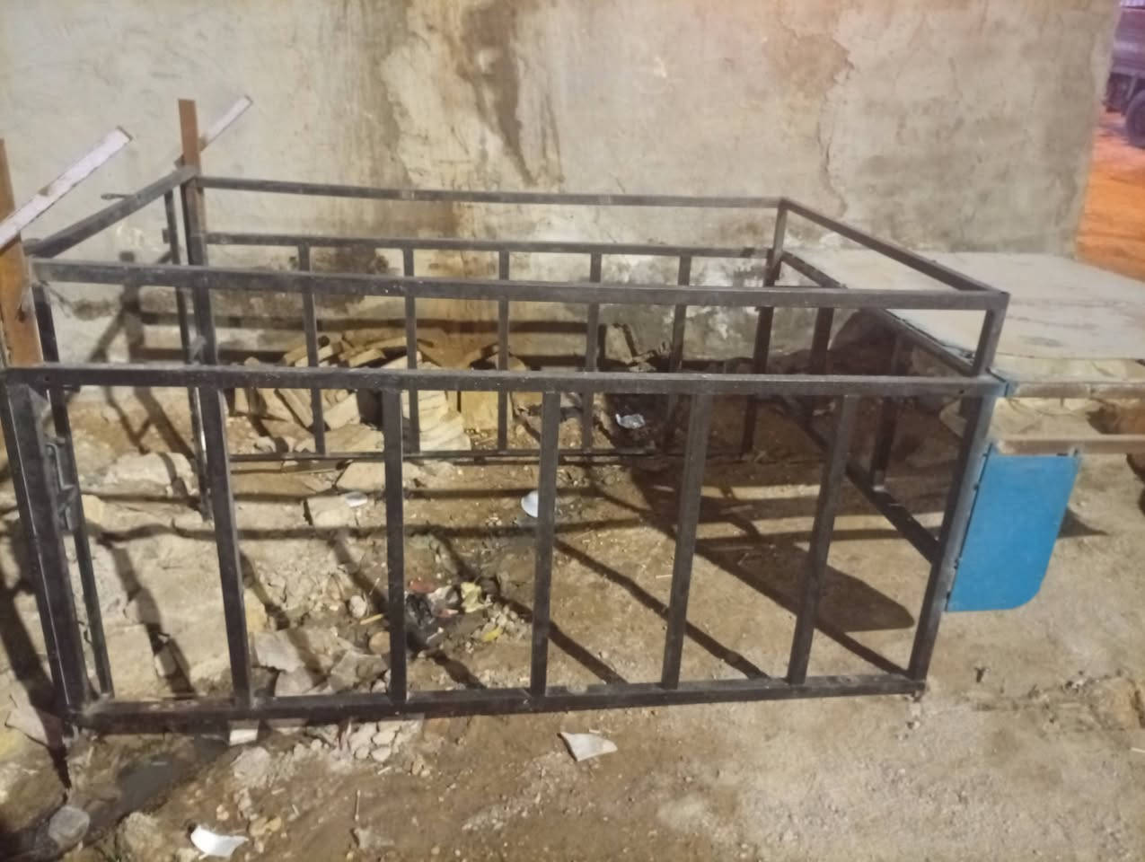 السلام عليكم اخوان عندي محجر مال ستوته جديد للبيع السعر 80 وبيه مجال هذا رقمي   ***********
