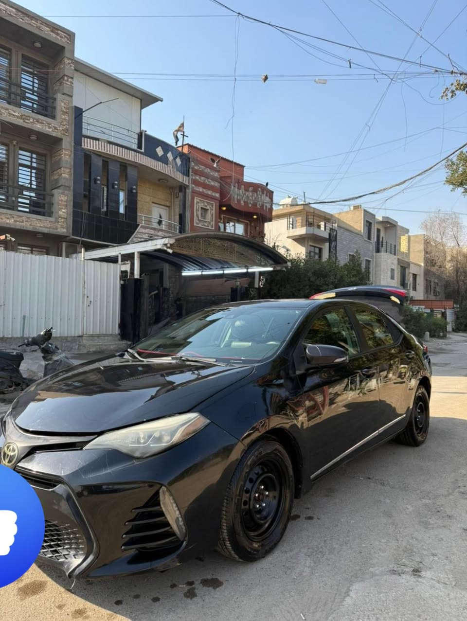 السلام عليكم
كورلا 17 امريكي فول مواصفات s 
ماشيه 85 قابل للزياده
حادثها دعاميه وصبغ بنيد بامريكا بدون اي دواخل 
وبالعراق حادث صندوق امبدل 
السعر ب 127 وبي مجال بسيط 

رقم بغداد مكانها الاسكان
***********
