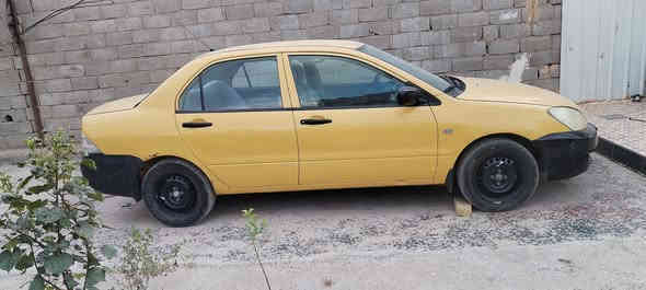 السلام عليكم للبيع لانسر  موديل ٢٠١٠مكينه ١٦٠٠ السياره. بأسمي.  السعر ٦٥   وبيه مجال مكاني ديوانيه  باقي تفاصيل  الاستفسار عل رقم *********** او خاص
