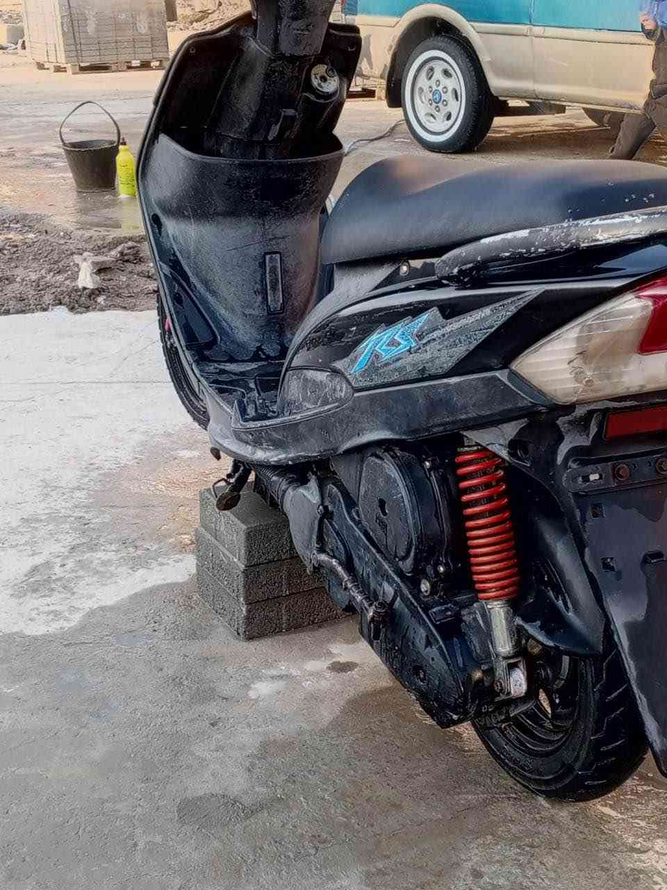 ماكس عدلة دراجة نضيفة وكلهة بلادي وشغالة دراجة مال جناي علة يدي نكرة سلف كل وقت وكلهة شغالة وبلادية كفرات ومكينة دراجة خير من الله سعر ٦٠٠ مكان مدينة الصدر *********** بغداد, العراق
