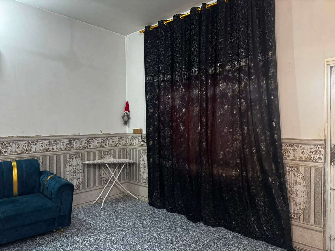 ياالله
السلام عليكم

يعلن مكتب الخبير للعقارات

وجود دار زراعي للبيع مساحه 125م طابقين

موقع الدار //حي الجامعه

مكونات الدار //استقبال ومطبخ وصاله وغرفه نوم ومجمع صحيات داخليه وخارجيه

الطابق الثاني //غرفتين نوم

السعررر//53مليون وقابل للتفاوض

للاستفسار الاتصال ***********
