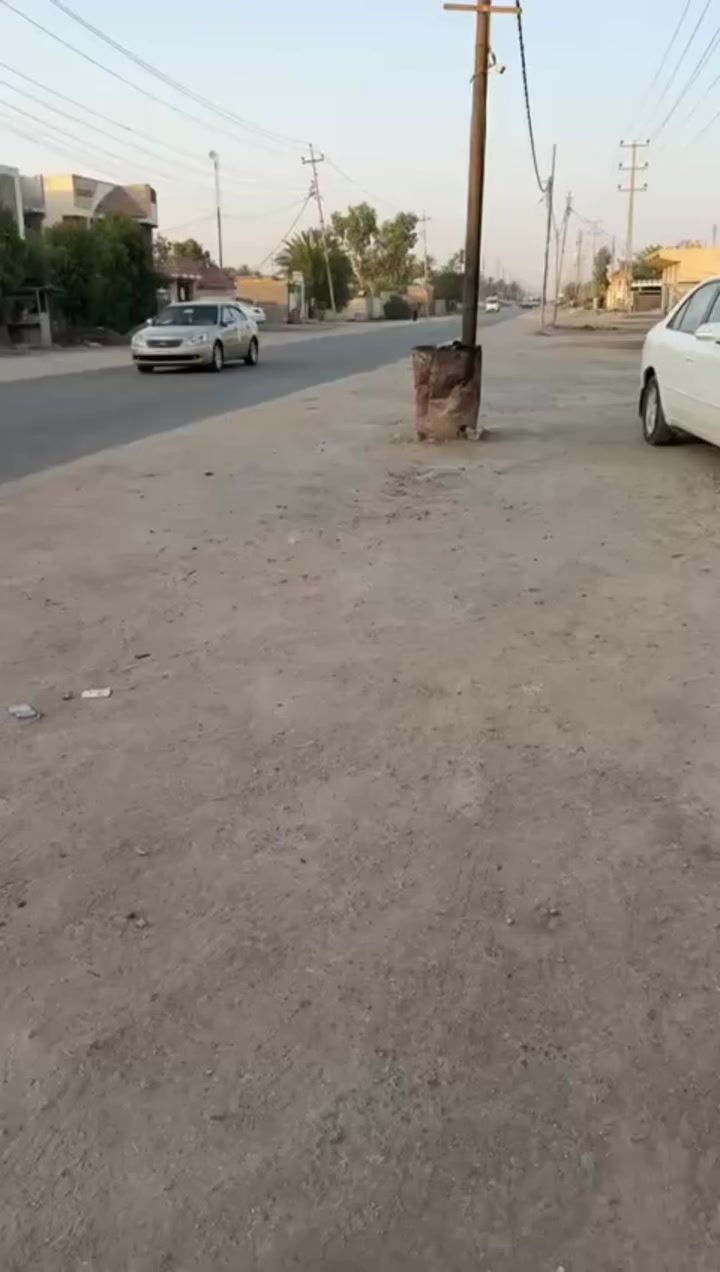 السلام عليكم
بيـــع مستعجــــل وبسعر جدا منـــــاسب
دار للبيع طابقين 
زراعي سند 25
المساحه 130م
العنوان 🌍/ حله - ورديه خارج - قرب معمل ابو كيره -يبعد عن الشارع العام 15م ثاني قطعه عن الشارع الرئسي للورديه
محتويات الدار / 😍الطابق الاول غرفه نوم ستقبال هول مطبخ صحيات داخلية وخارجيه 
والطابق الثاني غرفه نظام سويت بناء حديث بشراف مهندس😎

الـــاــاـ ســتــفــســار اكـــثــــر زيـــارة مكـــــتب القـــــــلعـــة 
المـــكـــان حـــلـه ورديـــــه خــــارج قـــبــل مــجــمــع
الــوُرديــــه الطــبـــي…
مكـــــتب القـــــــلعـــة 
مـــريـــح و مــــضمــون ——
 ***********  ريـــاض الــبــكـري
‭0781 448 2411‬  قـــاســـم الــبــكــري
