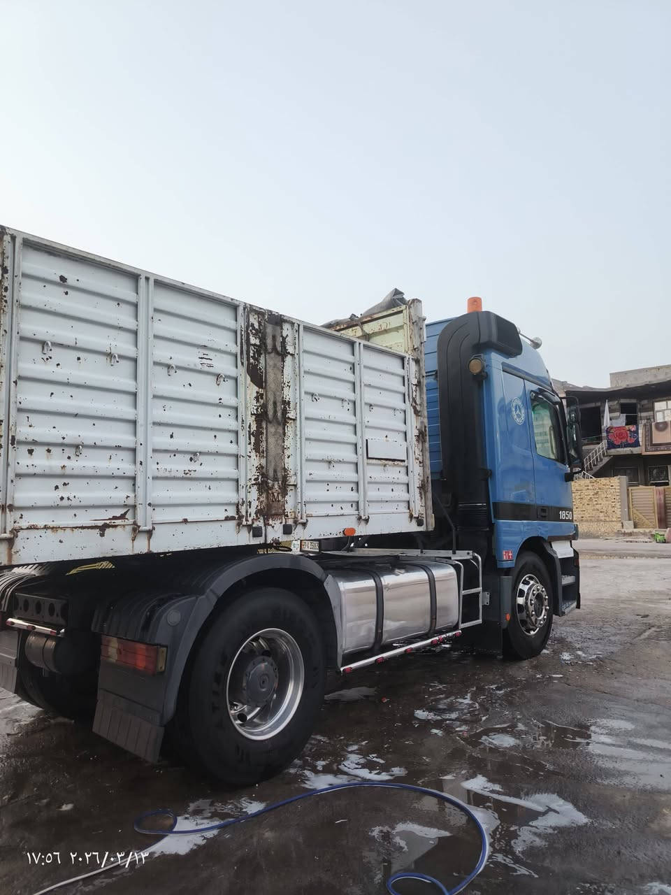 السلام عليكم اكتروز للبيع موديل 2000
مسجله حوضية وقود 
الرأس ام العربانه ينباع
سنويه لل2028
سياره جاهزة مجهزة 
رقم ***********
