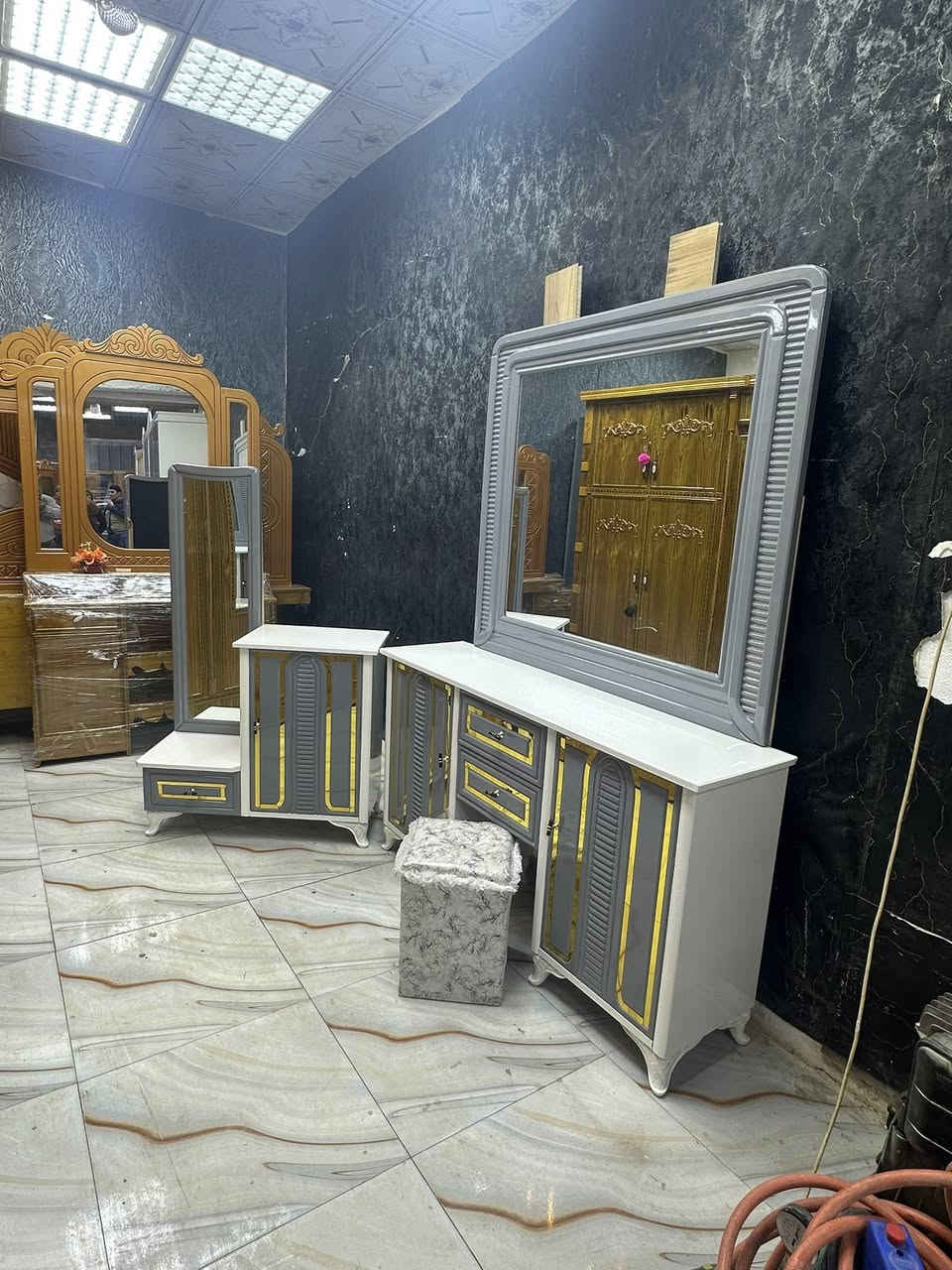 تخفيضات السعار سعر مليون ٥٠٠ غرفه نجاره عراقيه معمل ومعرض علي الفهداوي واتساب ***********
