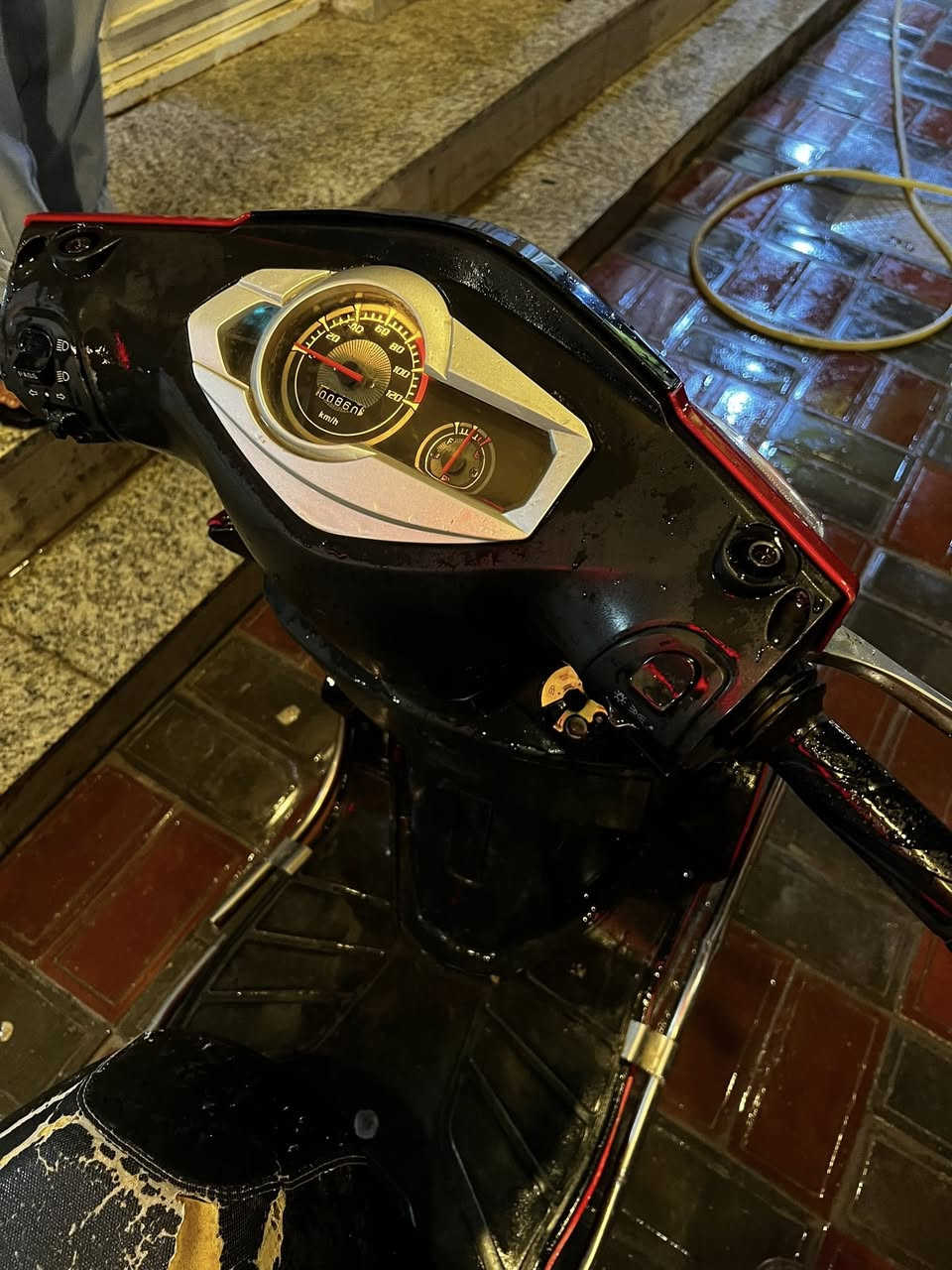 السلام عليكم دراجه سكنس للبيع ٢٠٢٣ دارجه جديده وصل معرض موجود للبيع كلشي كامل محرك مامفتوح مابيها نقص برغي كله بحاله المعرض 
السعر ٧٥٠ قفل دينار مينزل 
كربلاء باب طويريج 
***********
