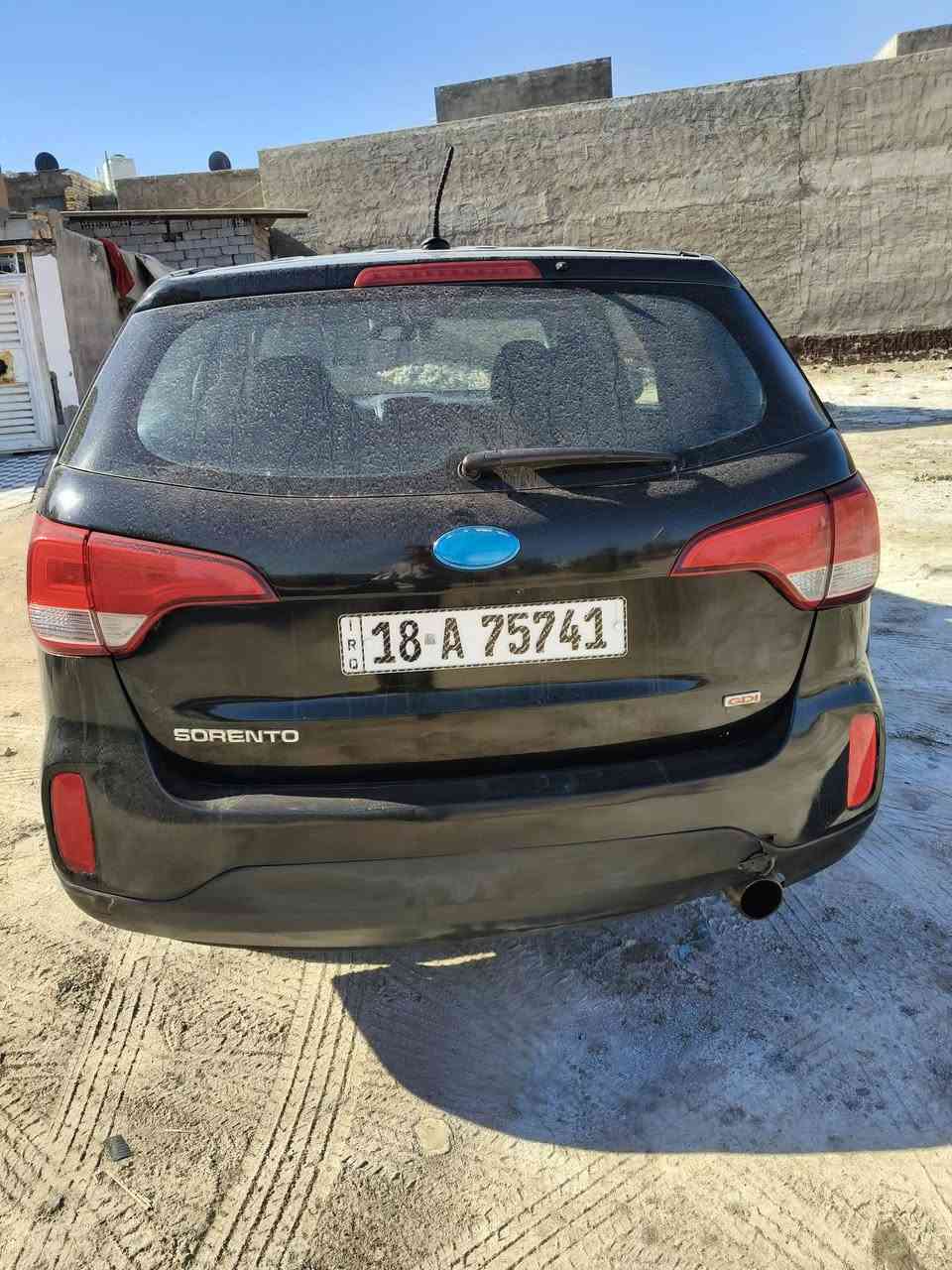 سورنتو 2014 
وارد امريكي 
حادثها قبق جنطة فقط 
محرك 4 سلندر Gdi 
المكان : النجف الاشرف - الكوفة 
السعر 137 وبيها مجال 
للاستفسار الاتصال على الرقم التالي 
***********
