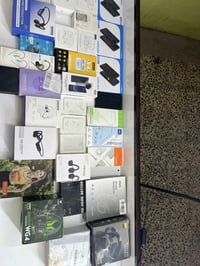 سماعات • بدون تفاصيل