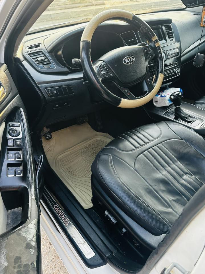 سلام عليكم
كيا كادنزا 2014 خليجي مواصفات
مكينة كير حدادية تبريد مابيهم شي
السعر 137 وبيه مجال بسيط بعد المعاينة
مكاني الديوانية *********** غير متواجد ع النت
