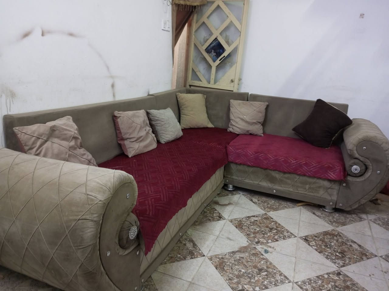 تخم ديوان 7نفرات السعر125 نجف اكو توصيل بكروة نجف *********** نجف اكو توصيل بكروة *********** نجف
