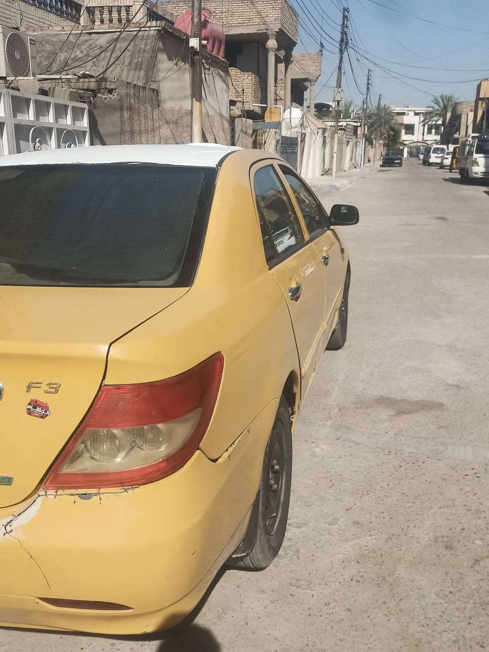 السلام عليكم بي واي دي f3 2011
بغداد البياع 
مكينه مكفولة 
كير مكفول 
شواصي مكفوله 
هذني كلهن اكفلهن الك وين ميعجبج روح افحص
تبريد بدلت منضومه كامله ثلج التبريد
السعر 40 وبيها مجال قليل حك الجية 
***********  واتساب والخط يشتغل
