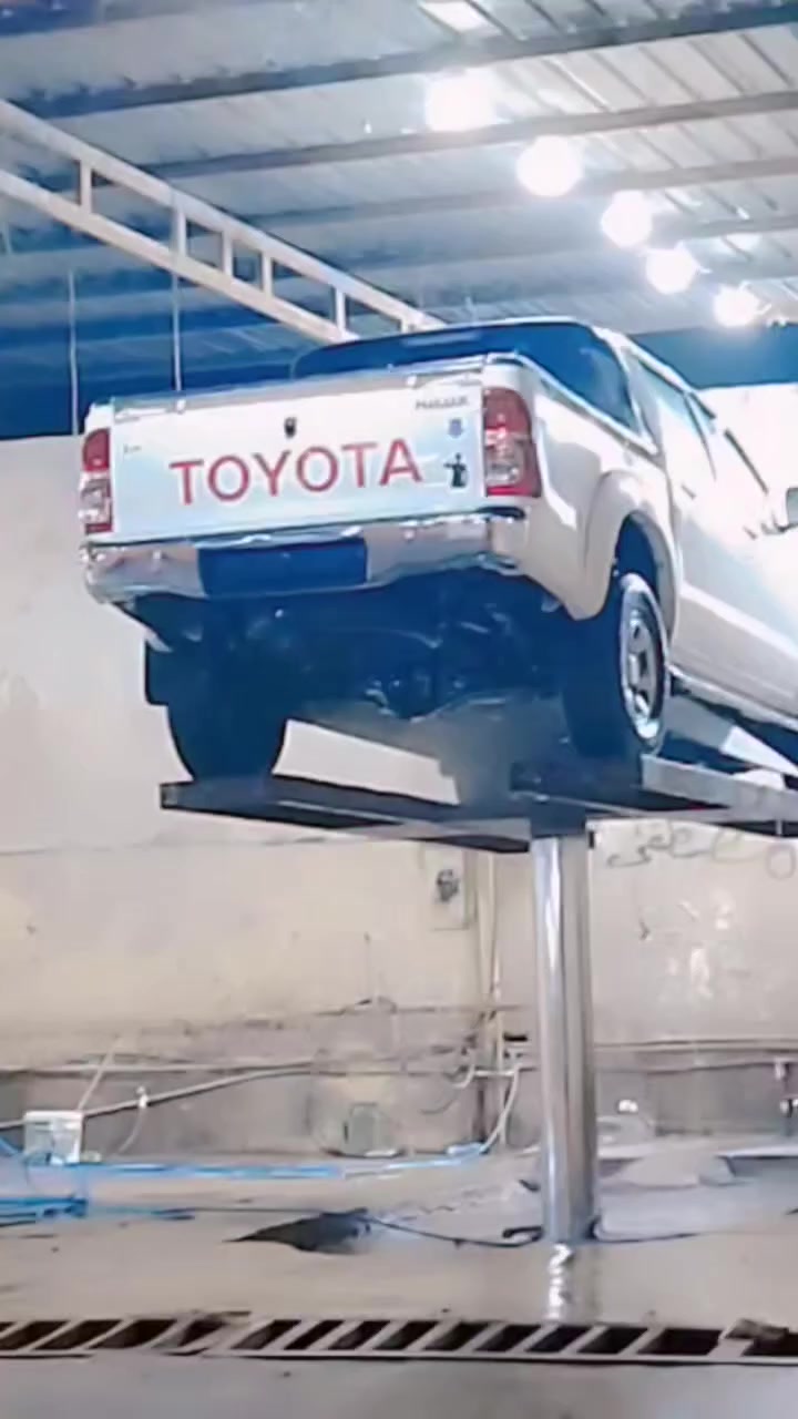 هلوكس فور ويل2012 وته متيك سياره فول ماه ناقصه ئي شي صدر جديد زوج تاير جديد باتري نوزلات كله جديد رقم انكليزي،بغداد ،ساره كلش نضيفه مابيه ئي صبغ سعر 210بيه مجال مكان سياره الانبار الفلوجة ***********
