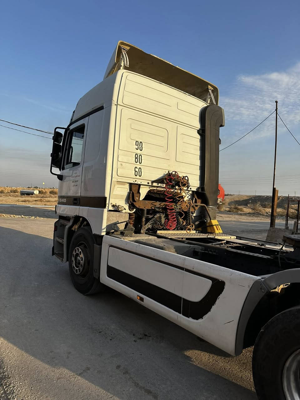 اكتروز موديل 2000 مكينة 6 كير كهربائي رقم بصرة مشروع وطني سنوية لحد 2028 تحويل ثاني يوم المكان البصرة للاستفسار الاتصال ***********
