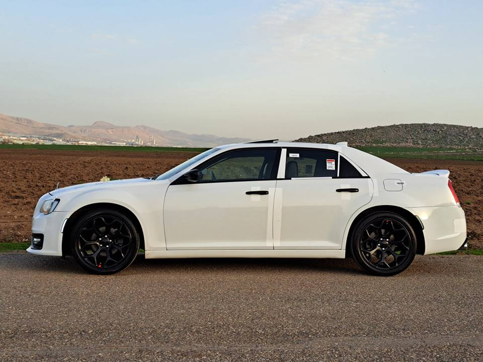 بةناوي خواي كةورة 
كلايزةر ٣٠٠c ئؤباما ٢٠١٨ 
براوةي سندوق بئ سةرةتا 
فول مواسةفات بانؤراما ١٢٠ هةزار رؤشتووة لؤك لؤكة بئ تةقة و رةقةية زؤر زؤر جوان و نمونةية مةكينة و كيري بةشةرتي ١٠ فيتةر كارةباي كامل ئيش دةكات مالي دؤستة 
نرخي ٩٤ كلا و كةميك مةجال
***********
*********** السليمانية, العراق
