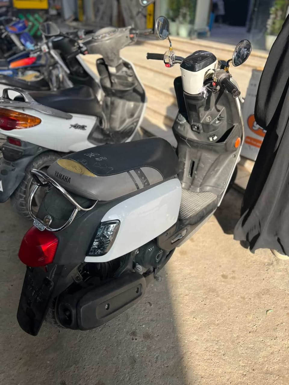 بوليس مسطرة للبيع 
دراجة مال رمبه ماشيه قليل 
رايدها بمليون وبيها مجال بسيط 
(مكلف بالنشر)..
موقعي الناصريه مركز ناصرية, ذي قار


**إذا كنت صاحب هذا الإعلان وتريد حذفه لأي سبب، رجاءا أرسل رسالة إلى الدعم الفني**