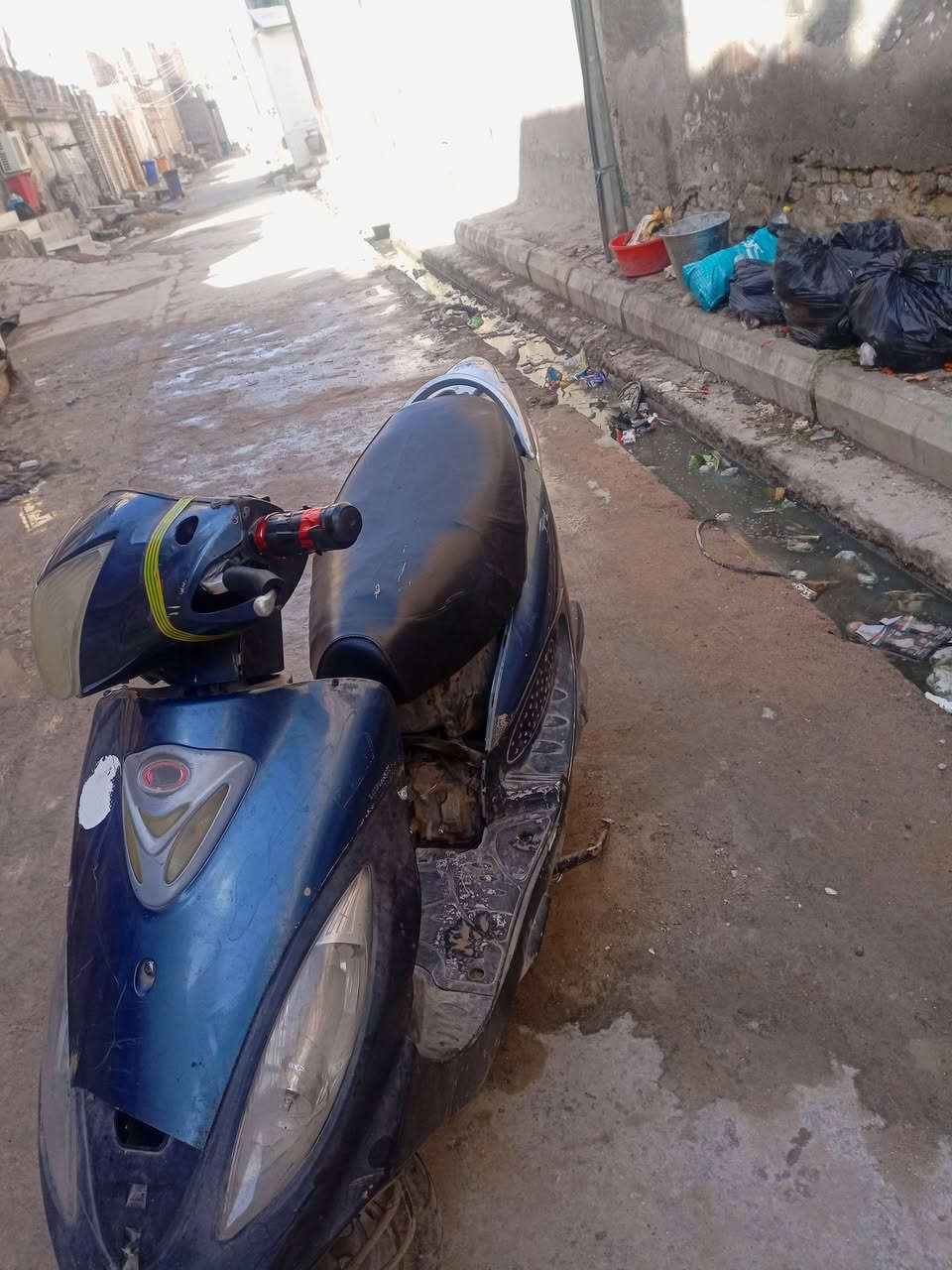 دراجه كامكو في تو مجفته البيع
السعر 350وبيها مجال الرقم ***********
