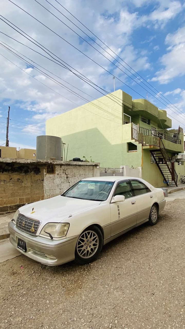 مه ليك برا وه. لوك ❤️‍🔥. 2003  يه.
گيرو مكيني به شرتي ١٠ فيتر.  ديفوري گه وره يه.  3. دووگمه يه  ناوزه رده. ده شپول. نجف. هيچي. پيوه نيه پشتو پيشي. كه پسه.  كريستاله.  سقفي. وه ك شوشه يه.  كوشين كاره. بايه سووكاني كاره. بايه. هه موو گياني به شرت. سعري ٣٨ گلاو. معمله.   ژ م   ***********
