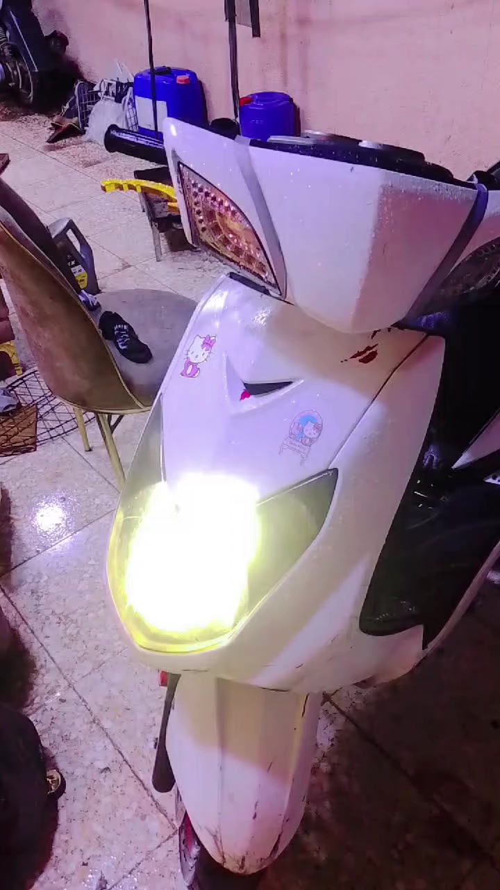 السلام عليكم سكنس فحل كابريتر شوته موجوده هندر موجود بس مشادهن كامله مكمله نكره سلف هندر بأي وقت نقص بس بريك امامي والعداد مراوس نزل شعندك


**إذا كنت صاحب هذا الإعلان وتريد حذفه لأي سبب، رجاءا أرسل رسالة إلى الدعم الفني**