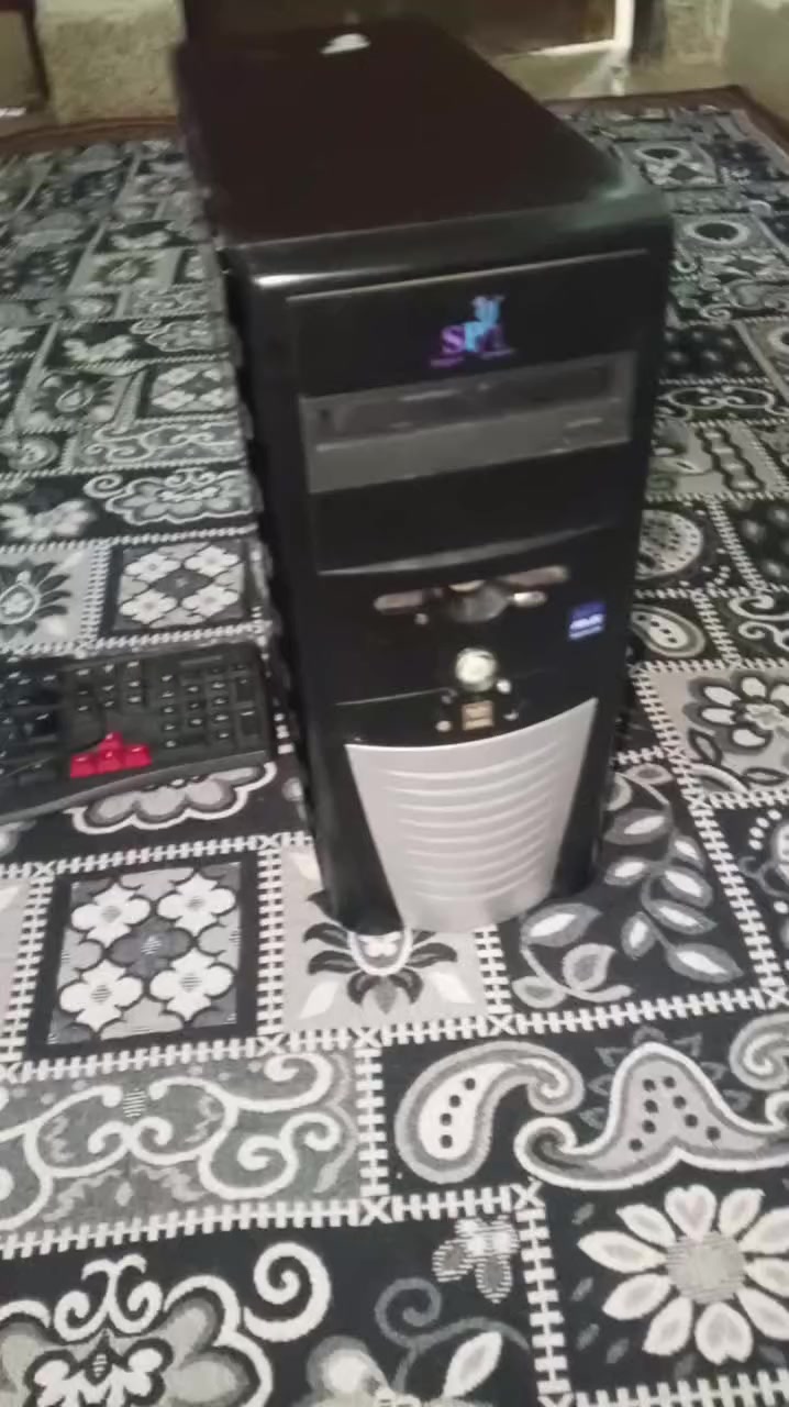 حاسيبة  للبيع او مرواس لابتوب


**إذا كنت صاحب هذا الإعلان وتريد حذفه لأي سبب، رجاءا أرسل رسالة إلى الدعم الفني**