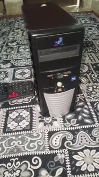 لابتوب • حاسوب • للبيع