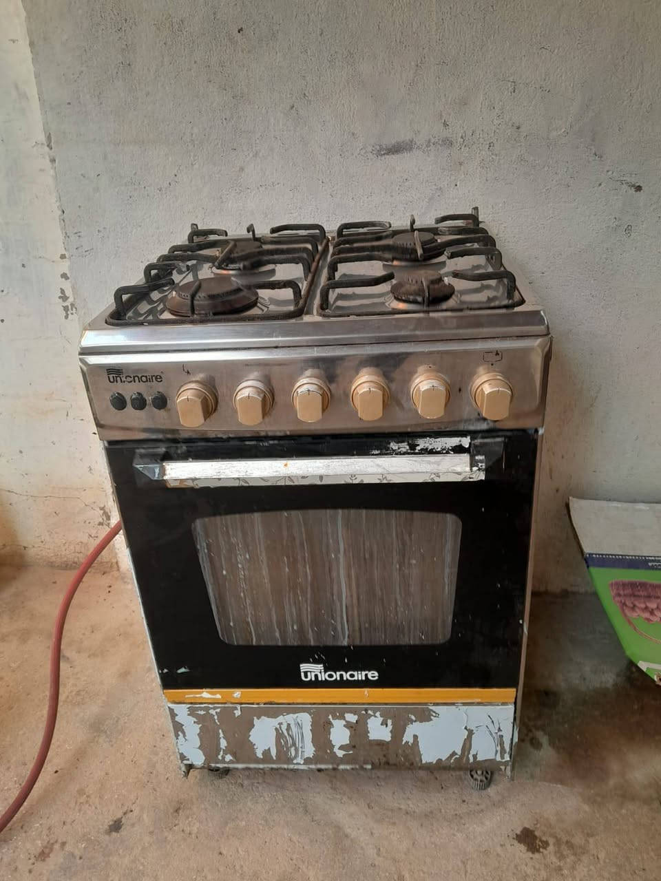 طباخ اربع مشاعل جاهز سعره 65 مكاني كربلاء حي عسكري ***********
