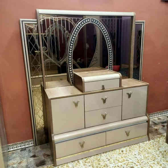 السلام عليكم
غرفة نوم تركيه اصليه ثقيل 11 قطعه للبيع
السعر. مليون ونص
العنوان الفلوجه
اسفسار اكثر صاحب الغرفه
 *********** - ***********
