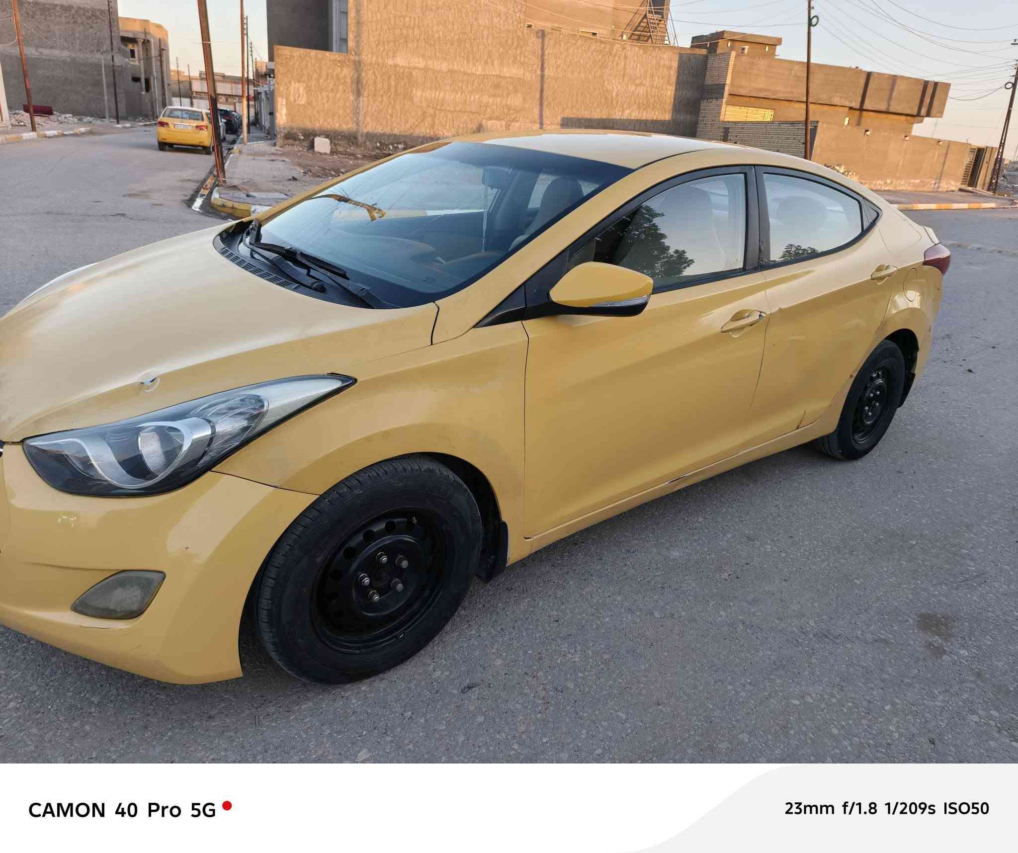 سلام عليكم
الانتره 13 خليجي 
مكينه 1800
كير شرط
 دحجات بصيطه بدون دواخل
 رقمه قادسيه نكليزي سنويه 30 
هيئه وغرامات مصفره خط جوال
 حداديه تخم تاير شرط 
 تحكم ستيرن اشاير بلمري 
 جاهزه سياره 
 السعر 98 
مكان السماوه 
استفسار ع ***********
