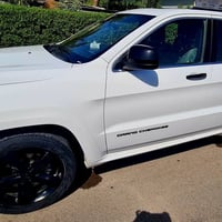 جراند شيروكي • ٢٠١٨ • فل مواصفات