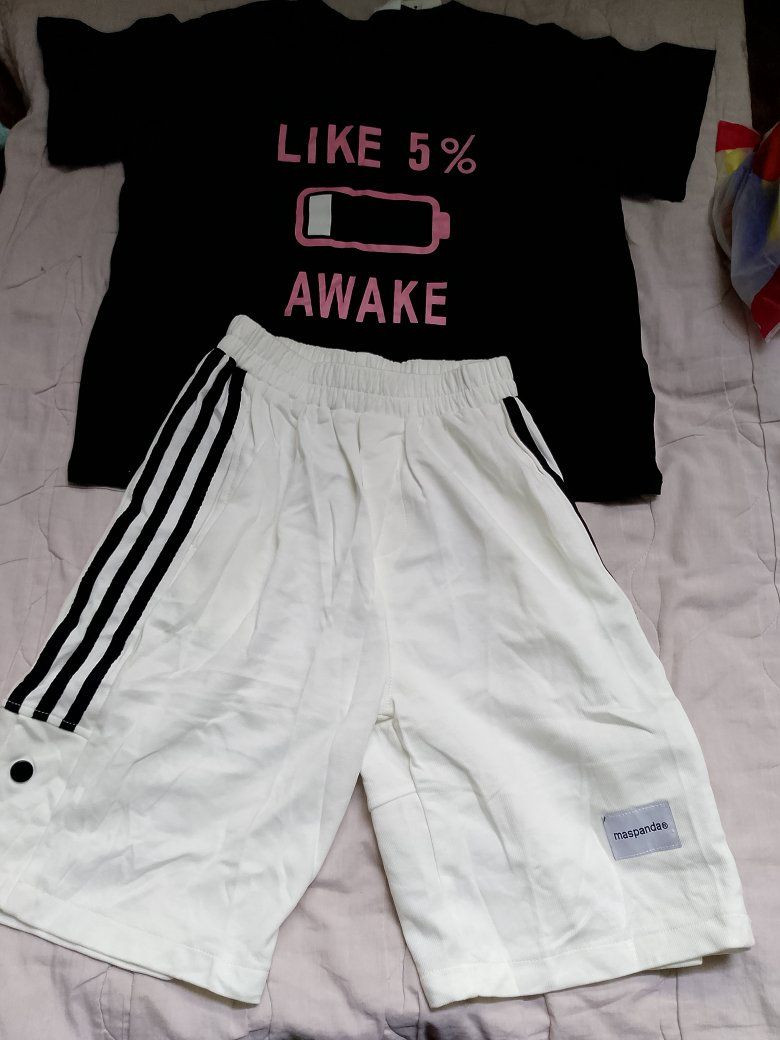 السلام عليكم بنات عندي 75قطعه ملابس اطفال القطعه 5اءا كلهن القطعه على4 حجز علخاص


**إذا كنت صاحب هذا الإعلان وتريد حذفه لأي سبب، رجاءا أرسل رسالة إلى الدعم الفني**