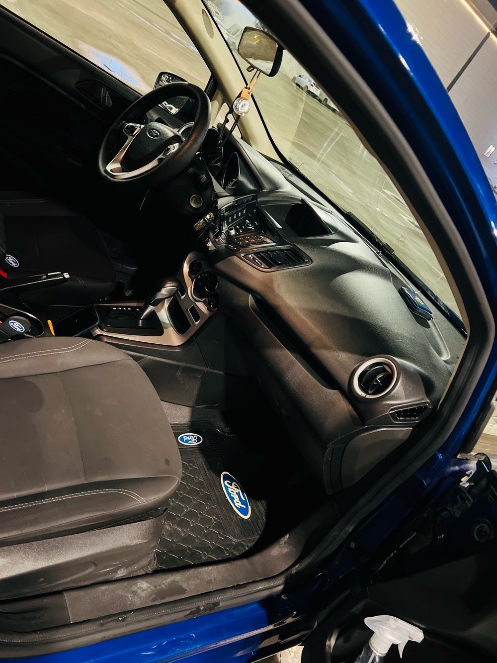 سلام و عليكم فؤرت ڤيستا2019گيرتؤماتيك گيرومه كينه ته ق و ره قه به شه رت5پارچه ي هه يه دووپارجه ي عيراقي٣پارجي امريكي ته عويل و به ناو كردن به شه رته ژماره تلفون***********