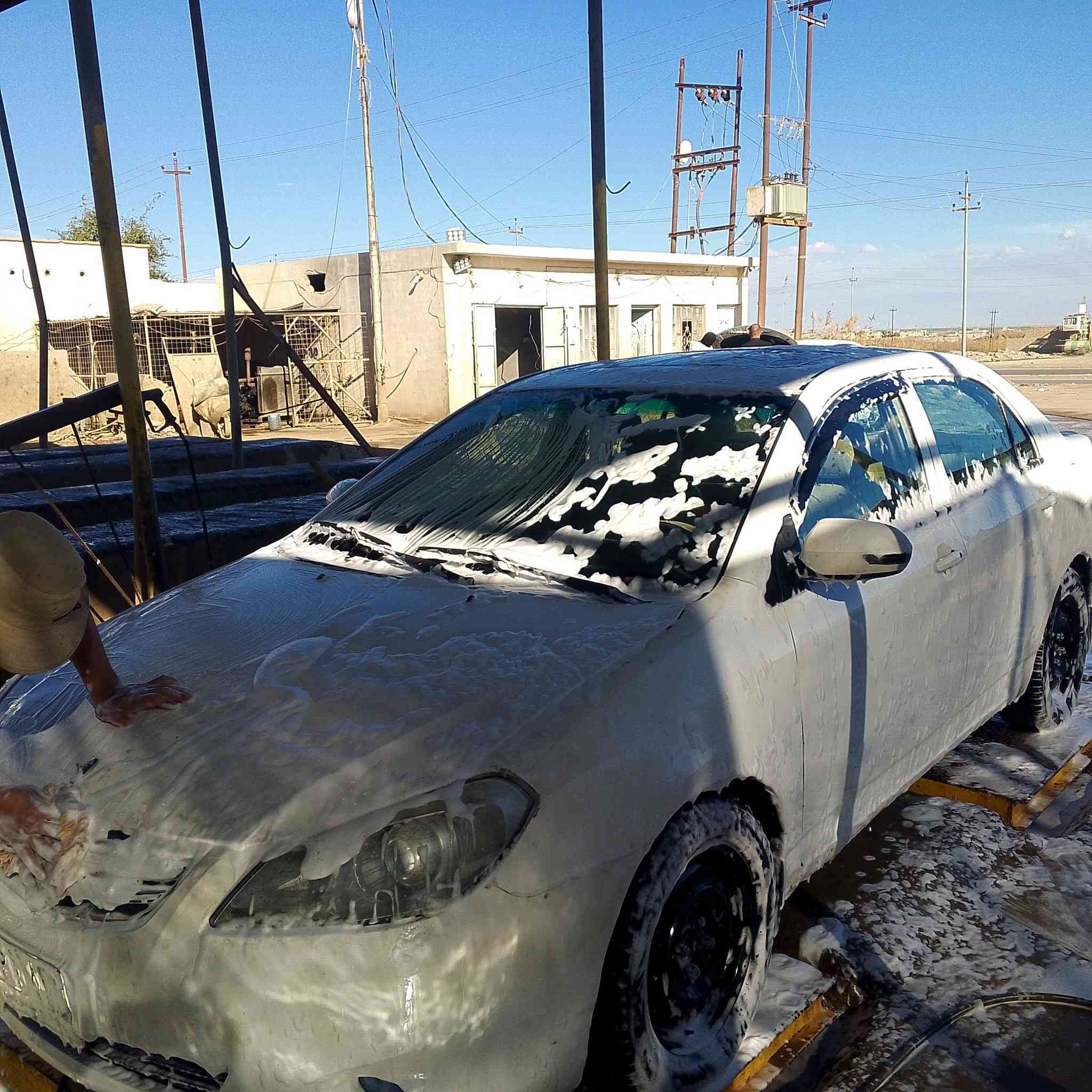 السلام عليكم بي واي دي موديل 13 سياره جاهزه ما بيها نقص تدفئه تبريد بصمه تخم تاير صدر نص عمر كهربائيات كلها شغاله السعر 33 وبيها مجال يرهم مراوس حسب القراءه الاتصال على الرقم ***********
