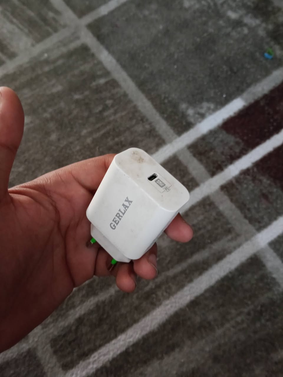 كفرات ايفون 13 برو ماكس و11 عادي و13 عادي وكفرات انفنكس40 برو الزيتوني الاصلي
 وراسيه شاحن تايبسي الاصليه الراسيه ب 10 والكفرات قيم واخذ


**إذا كنت صاحب هذا الإعلان وتريد حذفه لأي سبب، رجاءا أرسل رسالة إلى الدعم الفني**