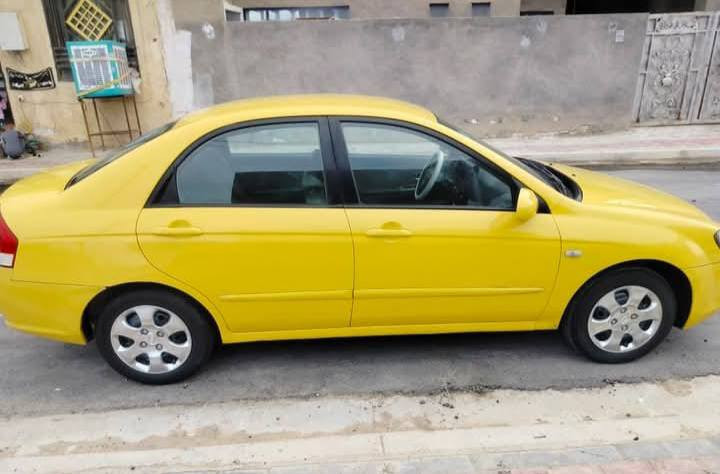 السلام عليكم سياره سبكترا موديل 2008 وارد امريكي محرك وكير مكفولات محرك 2000 تبريد  ثلج سياره ما بيه اي نقص سياره بيه بس جملغ وباقي كفاله سعر سياره 80 وبيه مجال مكان سياره مشروع المسيب ***********
