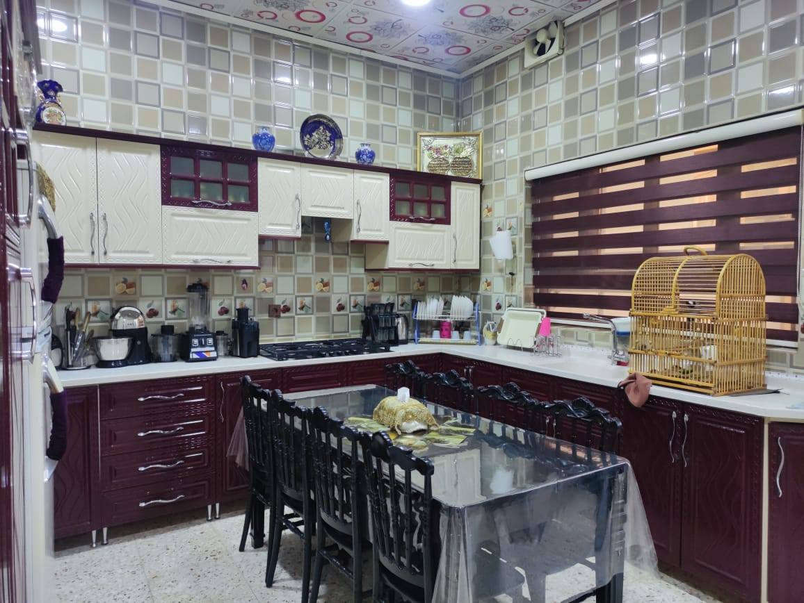 #عروضات_مكتب_قصر_نينوى
 دار للبيع حي الملايين الأولى 

المساحة ⬅️240
واجهه15 السعر 155مليون وبي مجال
الطابق الاول ◀️غرفتين  نوم وغرفت طعم صحيات وهول واستقبال ومطبخ 

الطابق الثاني ◀️ثلاث  غرف نوم   وصحيات واهول وبيتونه  

ملك صرف شارع تبليط بعرض 12 اتجاه شروق 

للاستفسار اكثر مراجعه مكتب قصر نينوى  او الاتصال على الارقام التاليه

نستقبل عروضكم العقاريه على الماسنجر أو الواتساب 
 
***********                                 
 
***********  واتساب                        ‬
