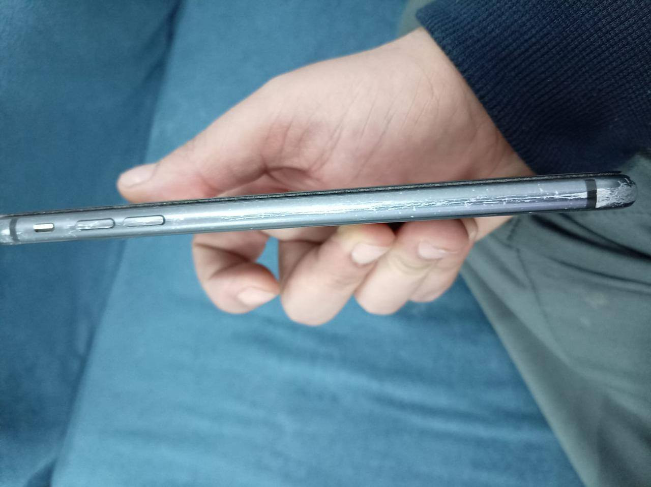 ايفون 8بلاص مدل بي بس بطاريه تقره 100 الضهر مفطر نفس ما جاي شوف الصور شاشه اصليه ذاكره 64- السعر ١٤٠ وبي مجال بسيط مكاني بلديات المعسكر قرب شارع عشرين رقمي ***********
