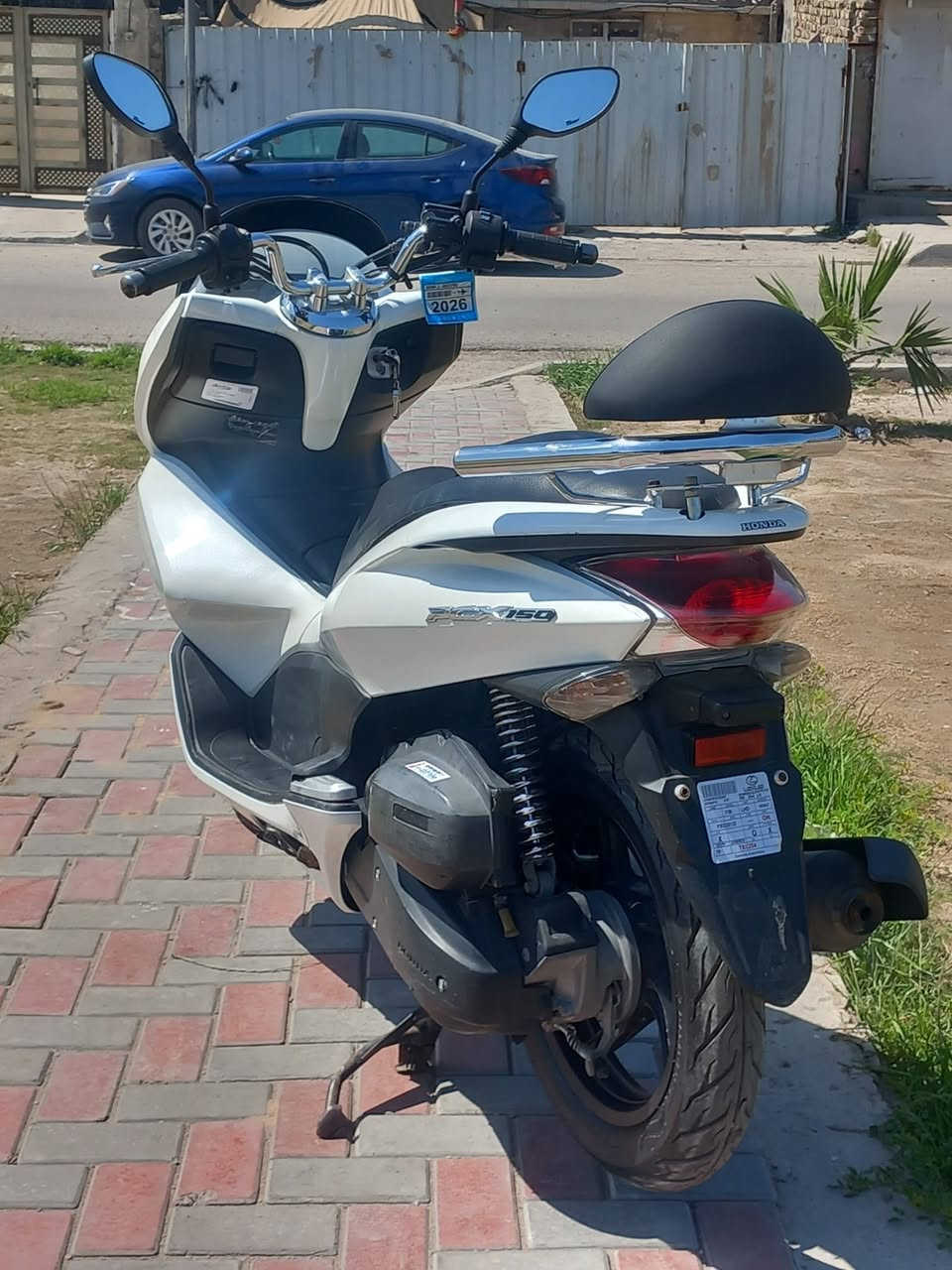 سلام عليكم....
دراجه للبيع بي سي اكس الجيل الاول  
 
دراجه شلعه معدل كهربائيات كلهه شغاله دراجه جديده   بلادية أي نقص مابيهة دهن جديد 
جيب فيتر وتعال افحص
العنوان بغداد مدينه الصدر مطعم ليمنونه الاستفسار الاتصال على الرقم 📞***********
