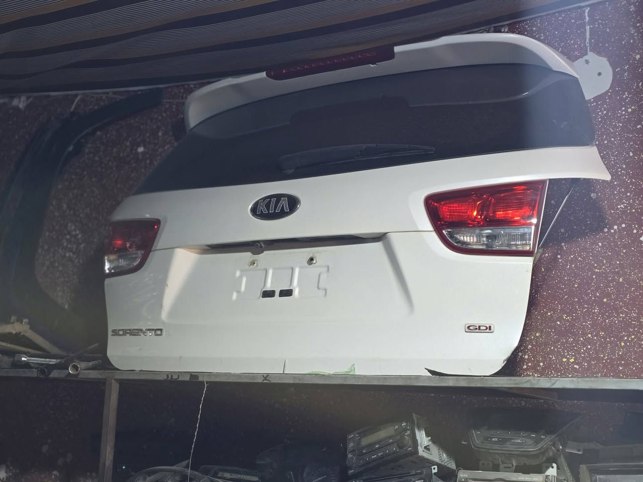 وصول حاويه جديد في مجمع العيساوي كربلا حي الصناعي سبورتج توسان حديث  ***********
